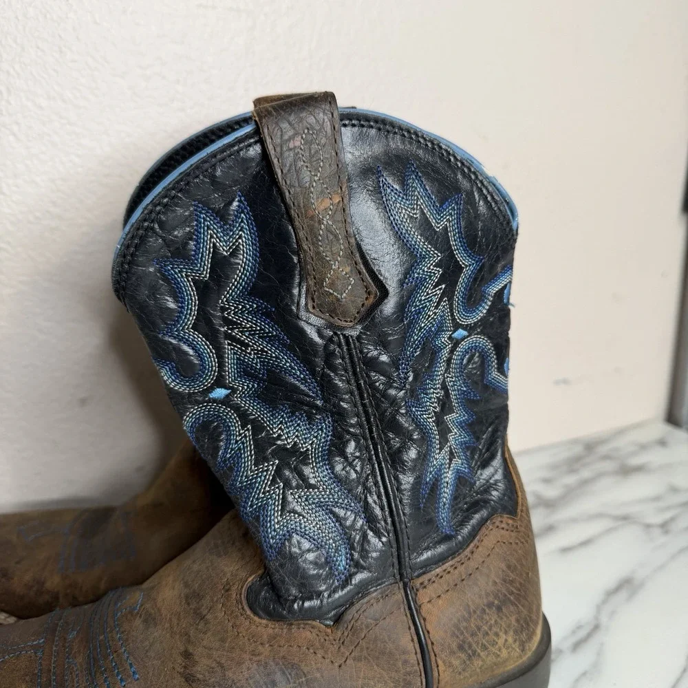 Ariat tombstone western